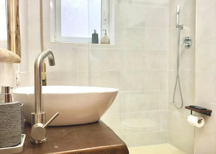 Apartament Metro A Family - 2 Camere, Cucina E Salotto